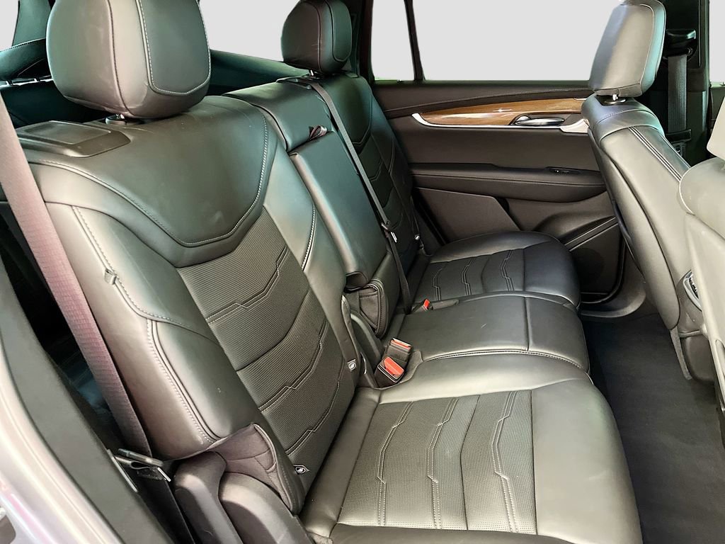 Used 2022 Cadillac XT6 Sport w/ Platinum Package image 30
