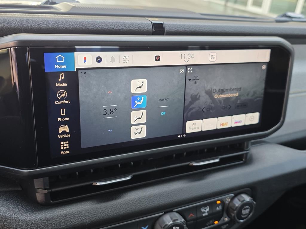 New 2026 Jeep Gladiator Sport AWD/4WD image 19