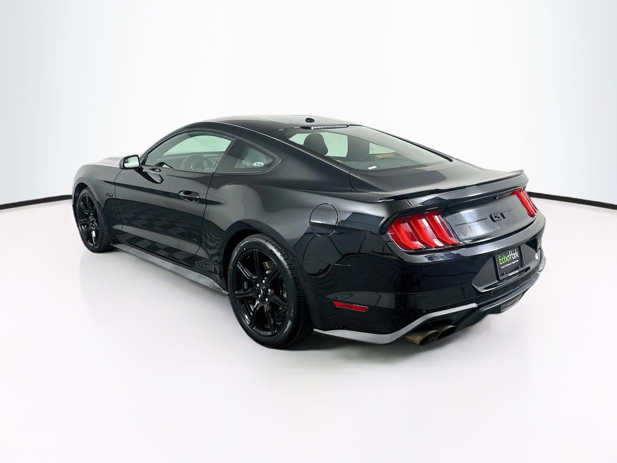 Used 2019 Ford Mustang GT Premium w/ Black Accent Package RWD image 5