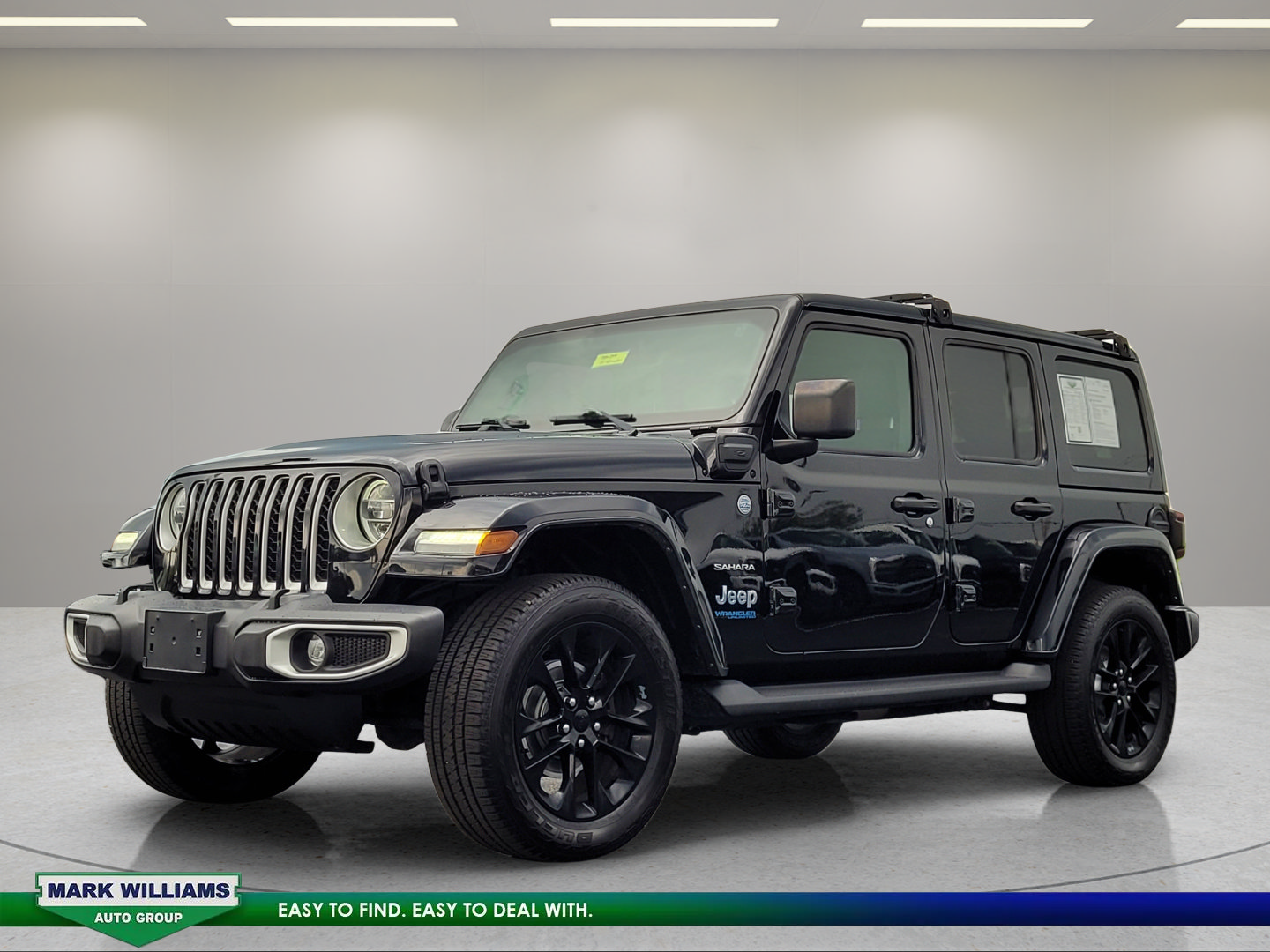 Used 2021 Jeep Wrangler Unlimited Sahara w/ Cold Weather Group AWD/4WD image 8