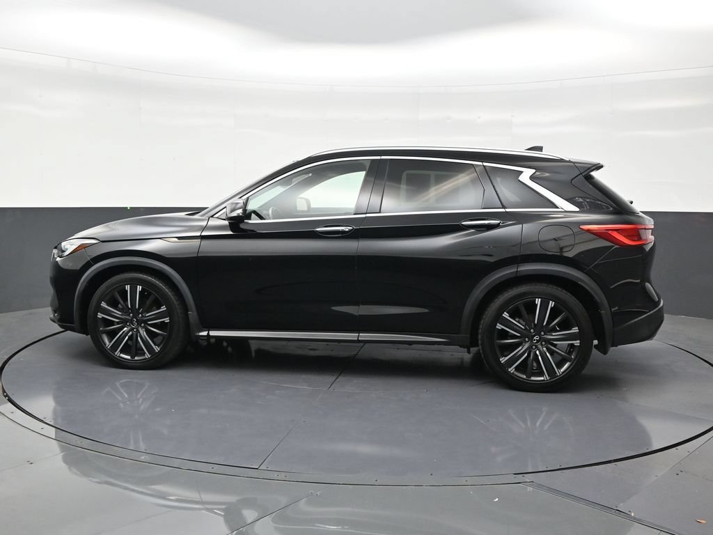 Used 2021 INFINITI QX50 Luxe w/ Appearance Package FWD image 2
