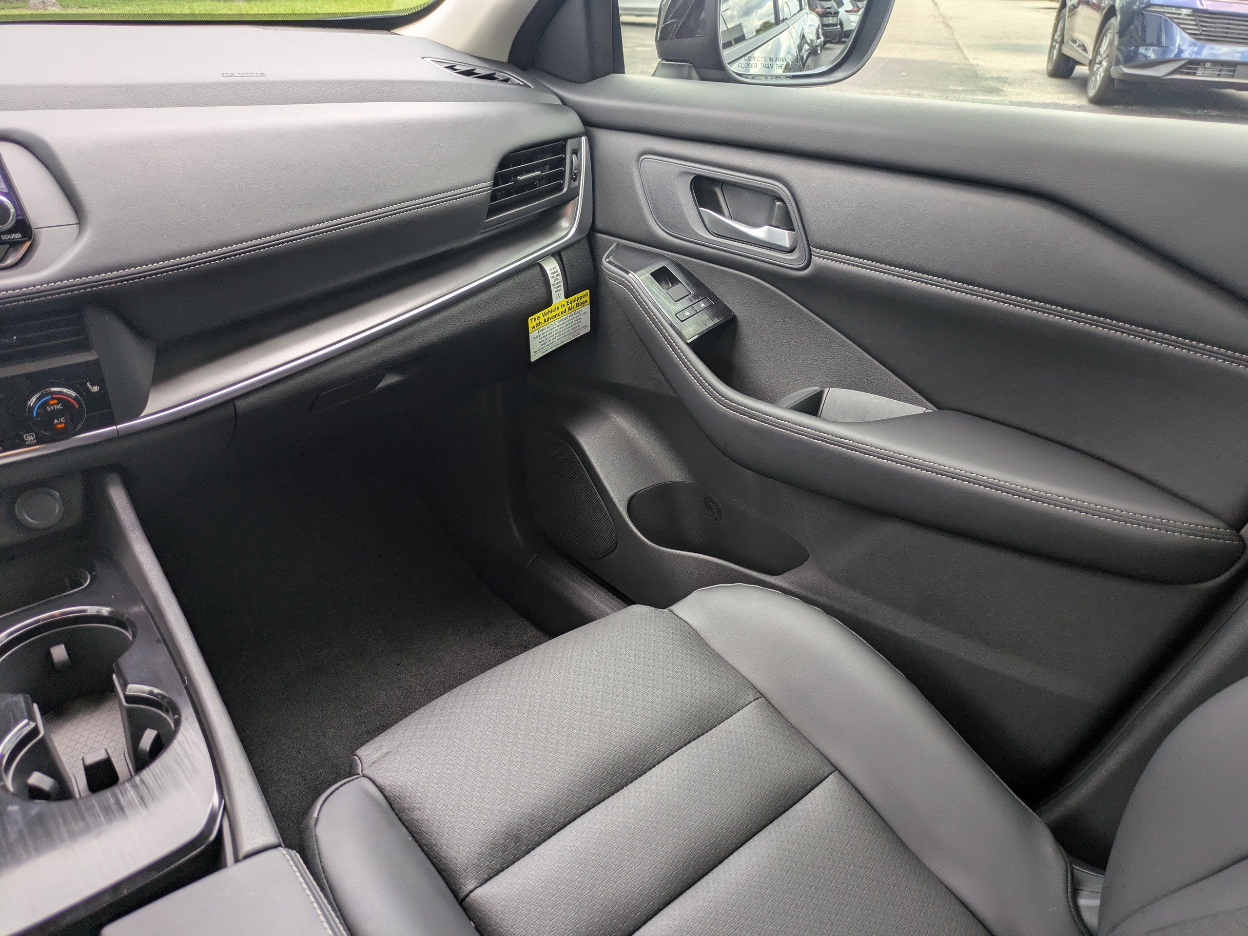 New 2026 Nissan Rogue Dark Armor FWD image 19