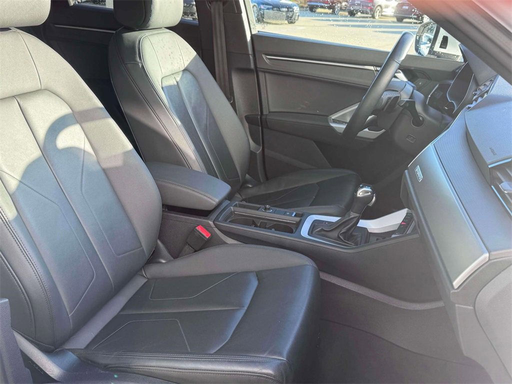 Used 2024 Audi Q3 2.0T Premium image 10