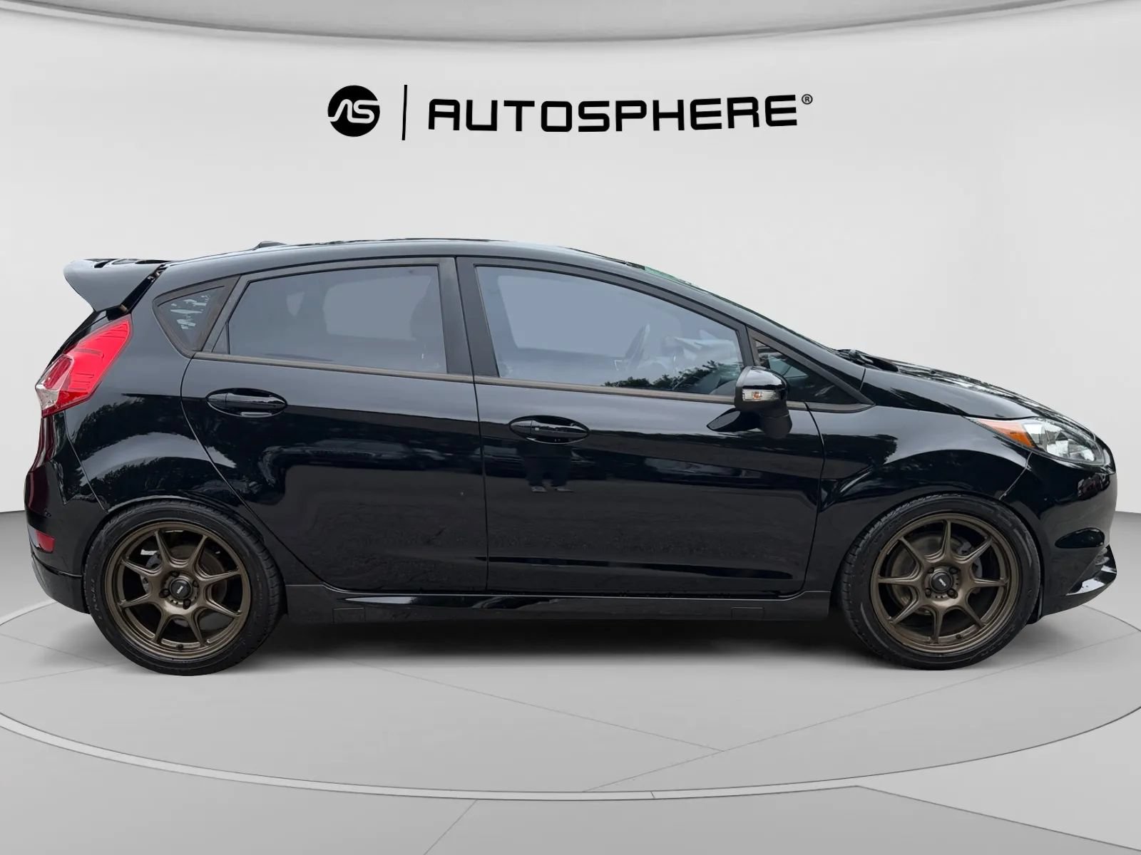 Used 2016 Ford Fiesta ST FWD image 11