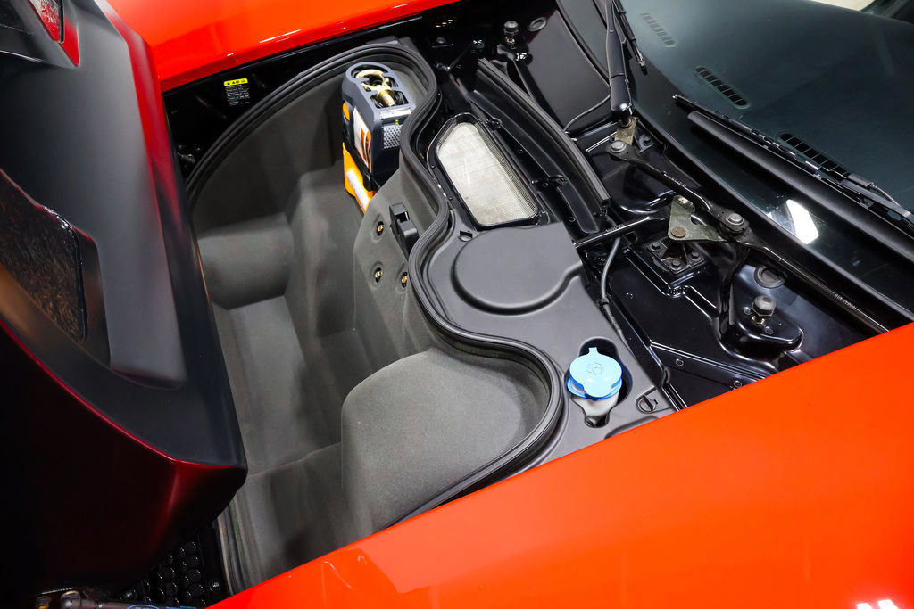 Used 2005 Ford GT RWD image 52