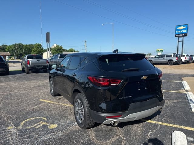 Used 2025 Chevrolet Blazer LT AWD/4WD image 5