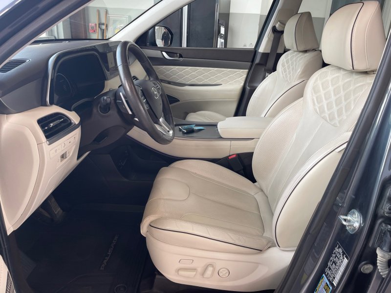 Used 2020 Hyundai Palisade Limited image 9