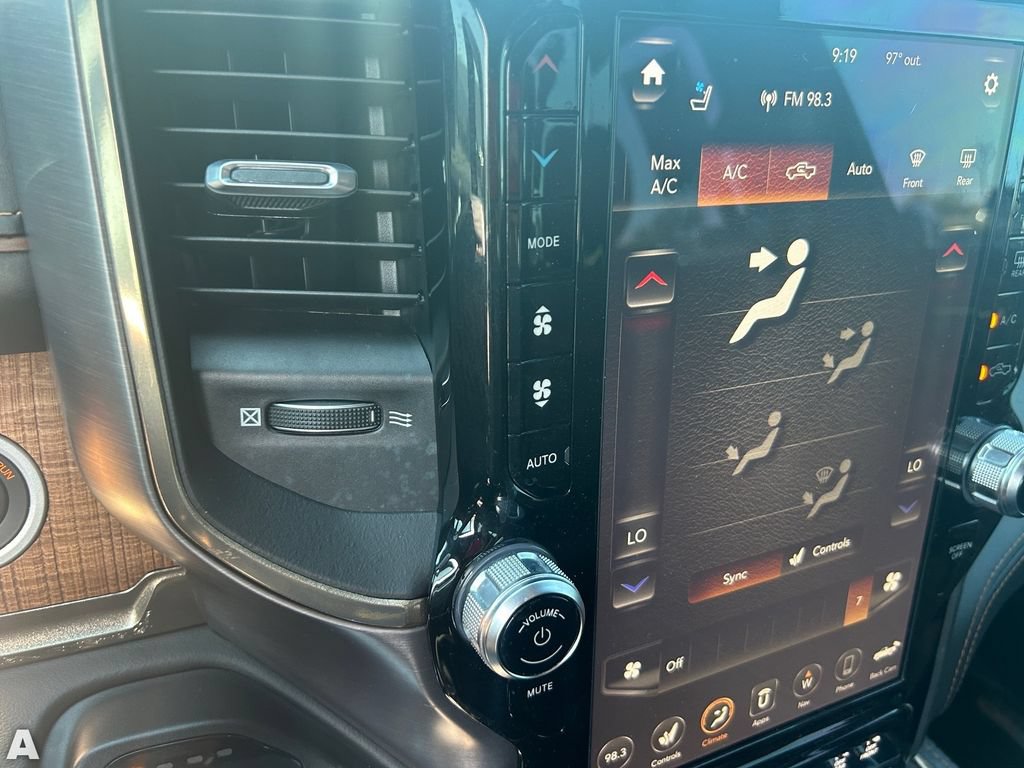 Used 2019 RAM 1500 Limited AWD/4WD image 24