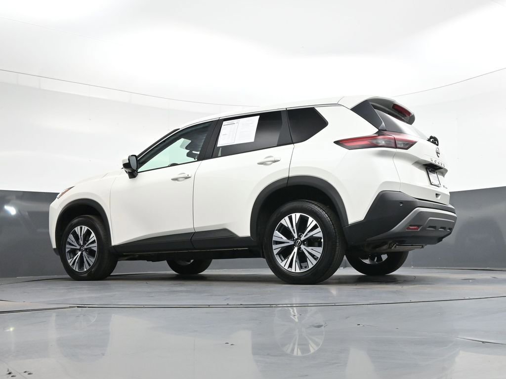Used 2023 Nissan Rogue SV image 38