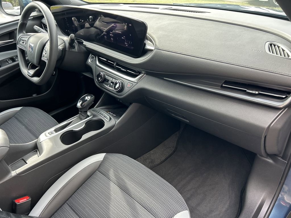 Certified 2024 Buick Envista Preferred w/ Convenience II Package image 13