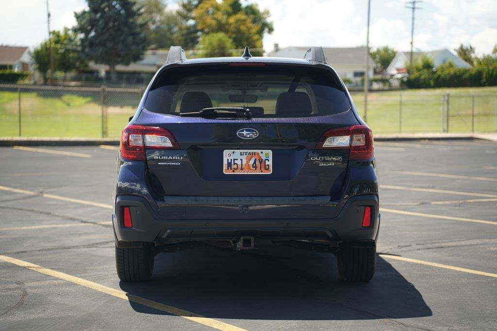 Used 2018 Subaru Outback 3.6R Limited AWD/4WD image 4