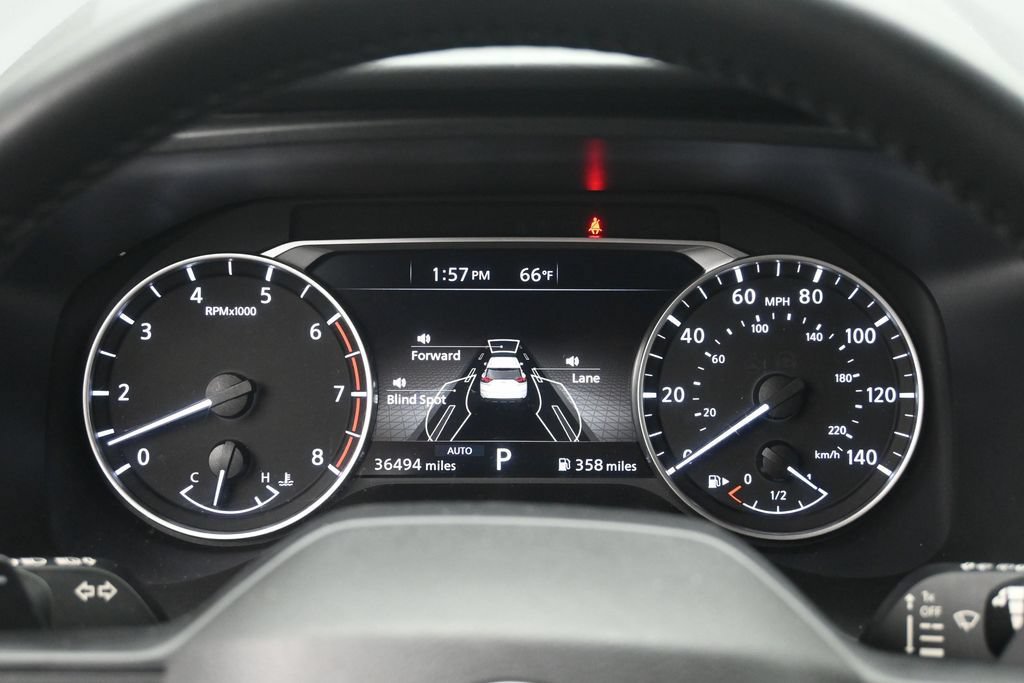 Used 2025 Nissan Rogue SV AWD/4WD image 11