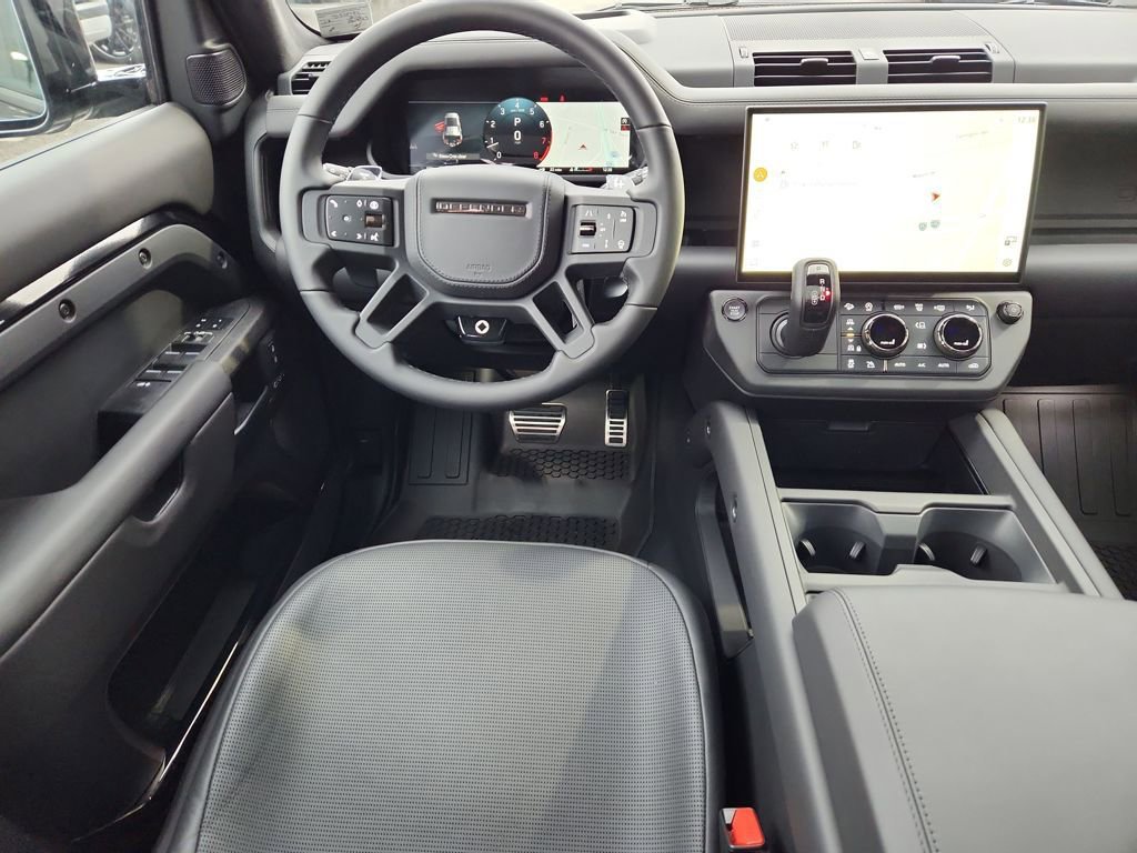New 2026 Land Rover Defender 110 OCTA AWD/4WD image 4