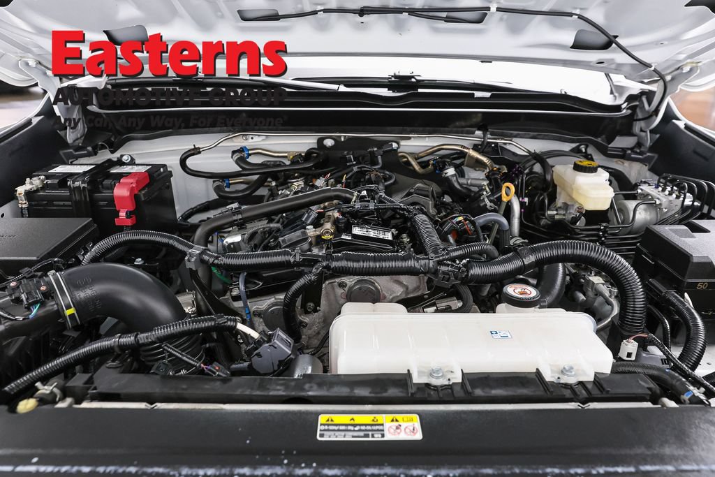 Used 2025 Toyota Tacoma SR RWD image 7