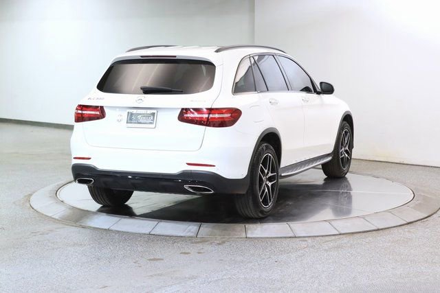 Used 2019 Mercedes-Benz GLC 300 4MATIC image 10