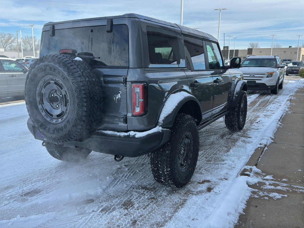 New 2025 Ford Bronco Badlands image 5