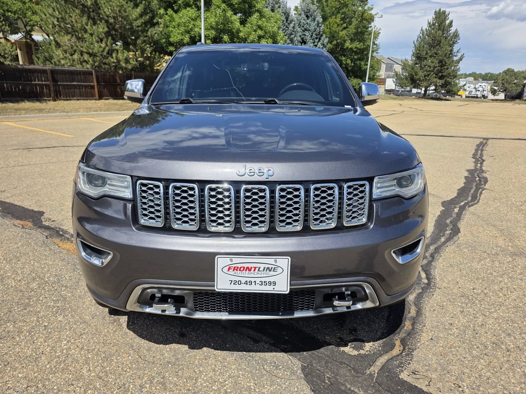 Used 2018 Jeep Grand Cherokee Overland AWD/4WD image 11