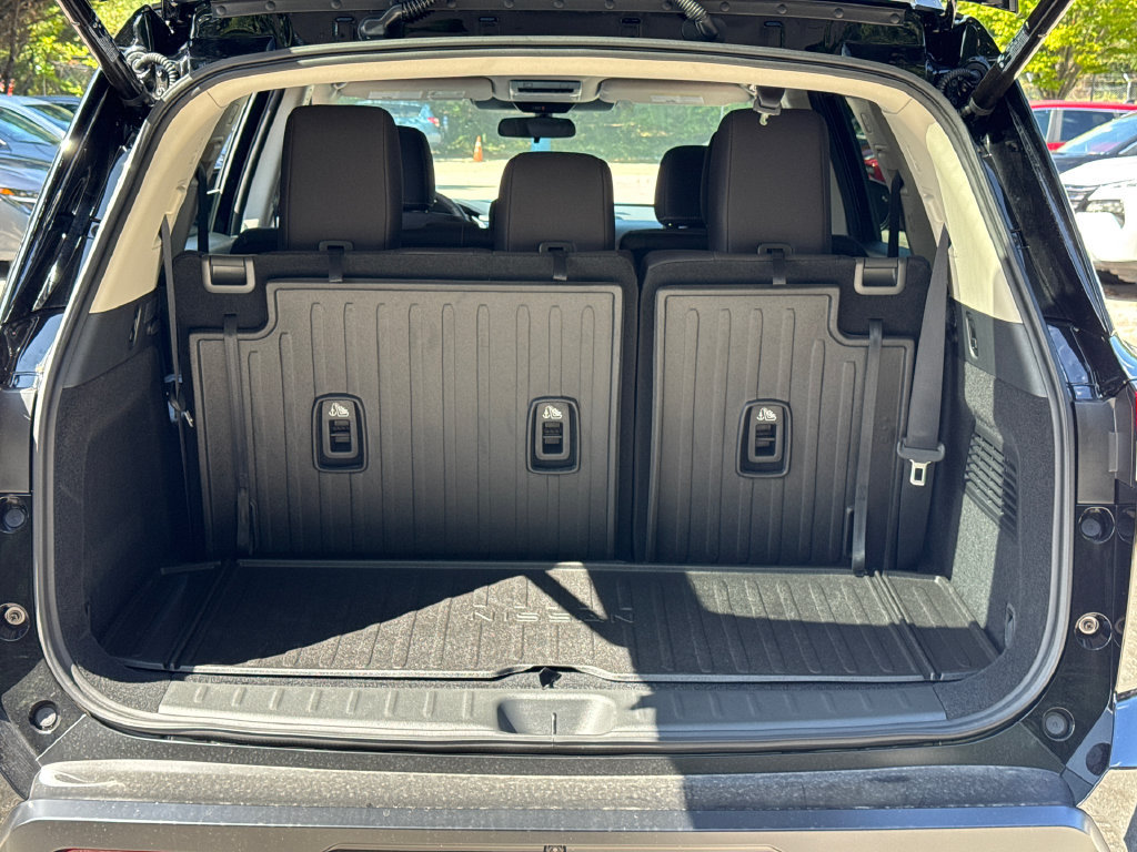 New 2026 Nissan Pathfinder SV w/ Cargo Package AWD/4WD image 21