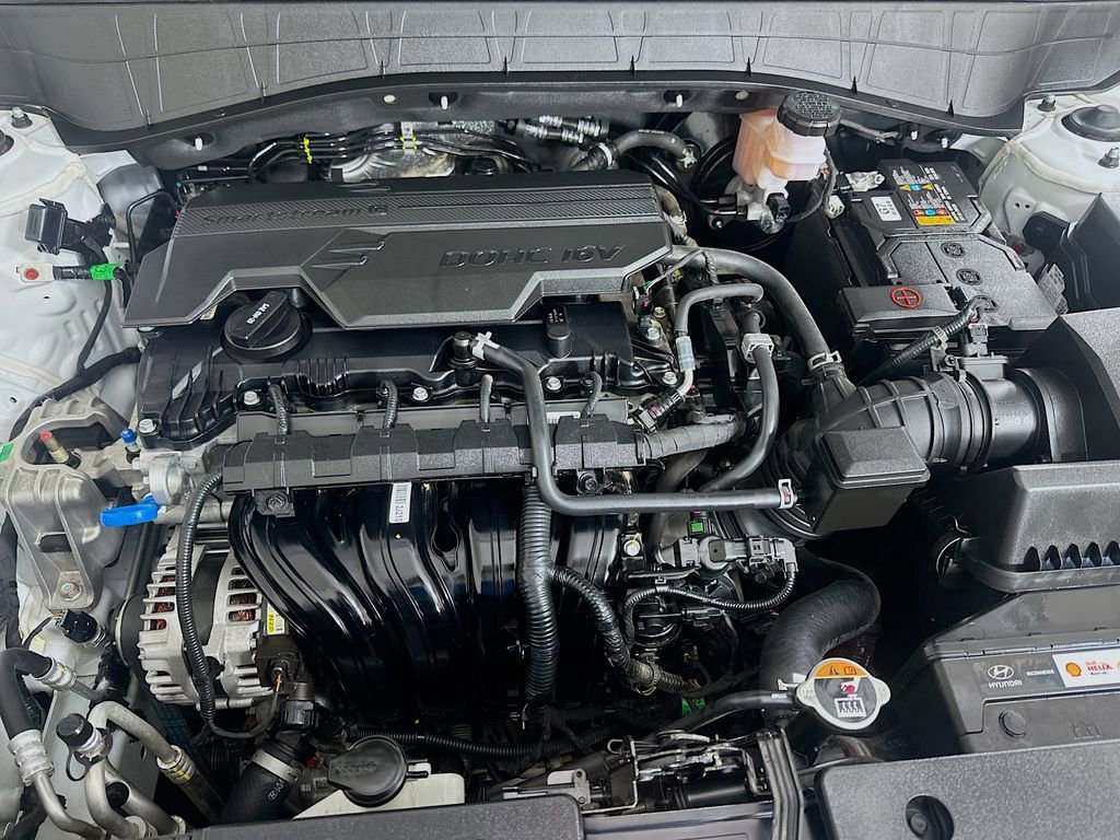 Certified 2025 Hyundai Kona SEL image 29