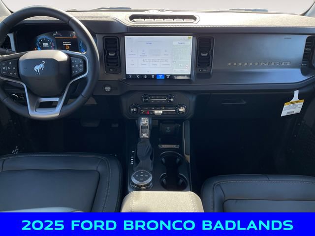 New 2025 Ford Bronco Badlands image 10