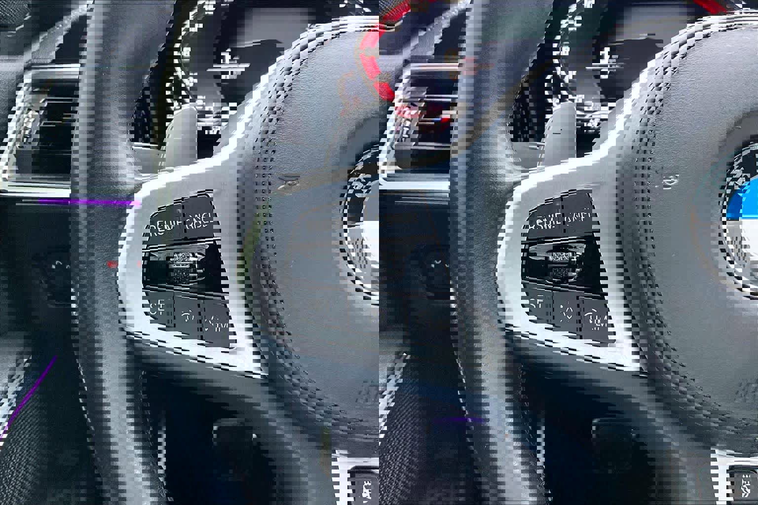 Used 2021 BMW 330i Sedan w/ M Sport Package image 20