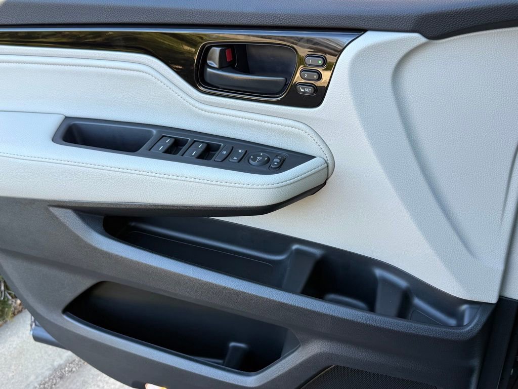 Certified 2026 Honda Odyssey Touring image 33