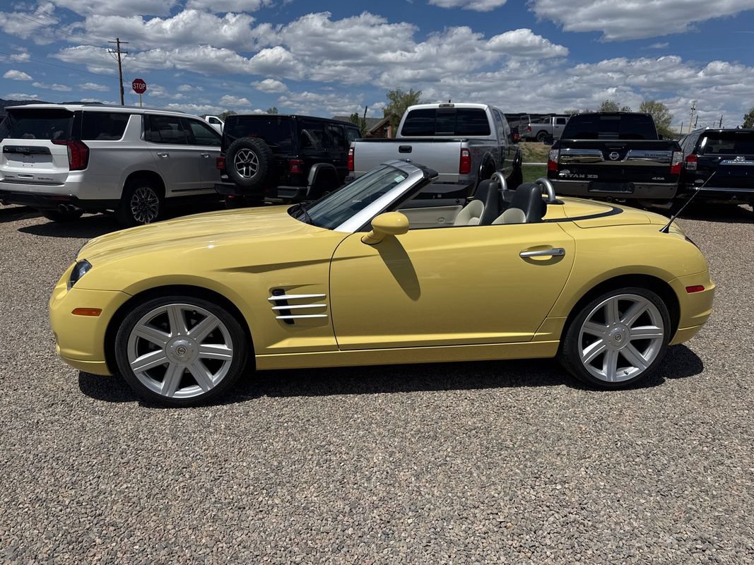 Used 2006 Chrysler Crossfire Limited RWD image 7