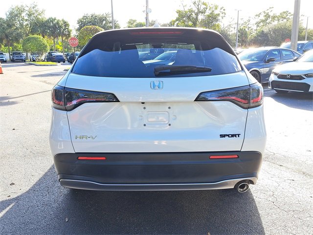 Used 2023 Honda HR-V Sport image 5