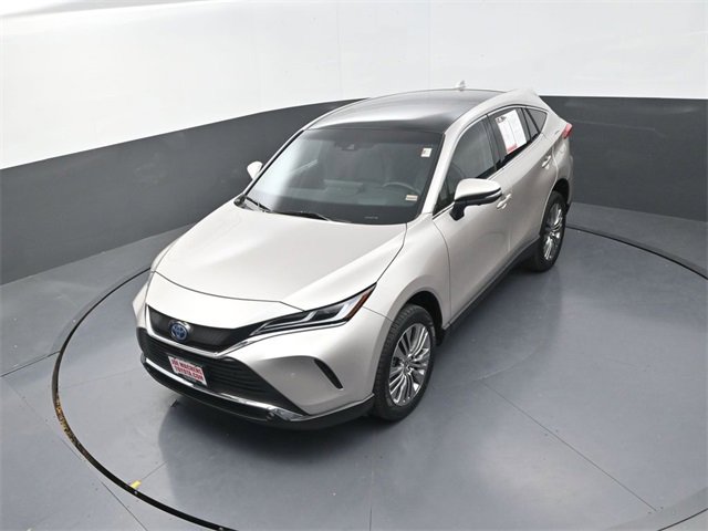 Used 2023 Toyota Venza Limited image 21