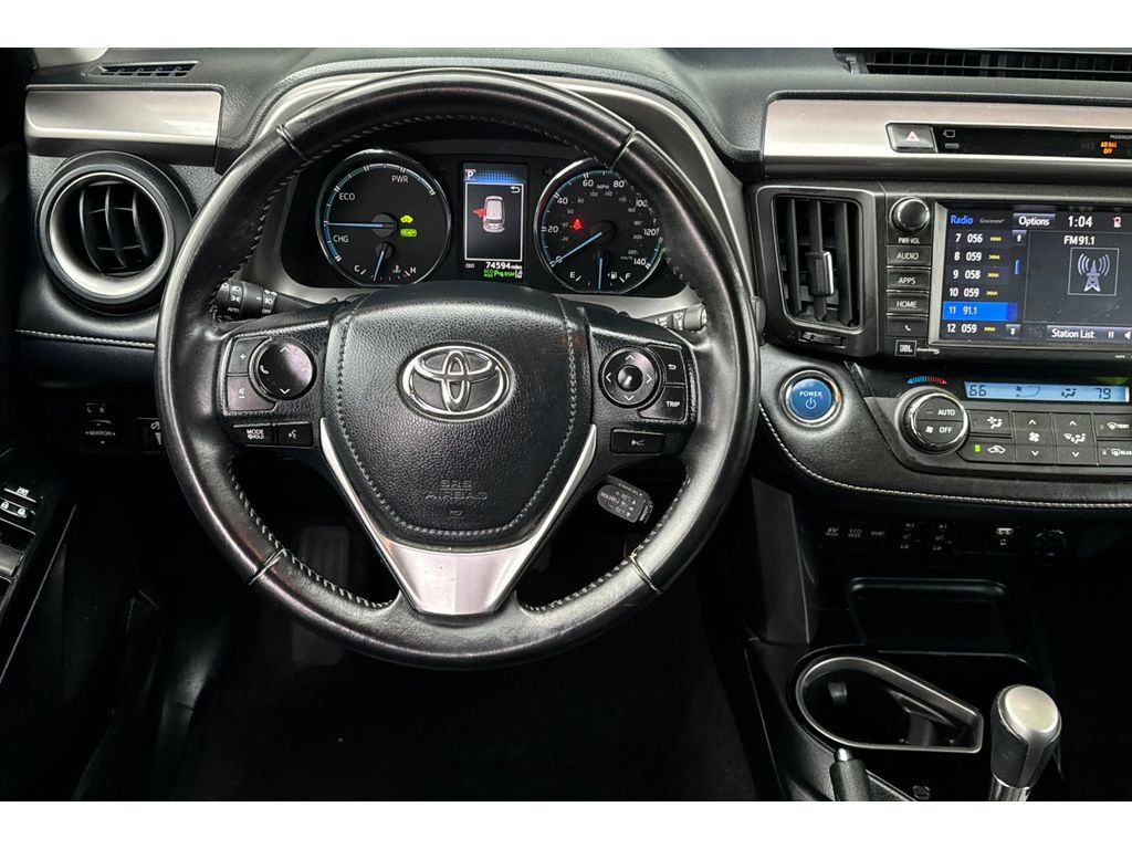 Used 2016 Toyota RAV4 Limited image 15