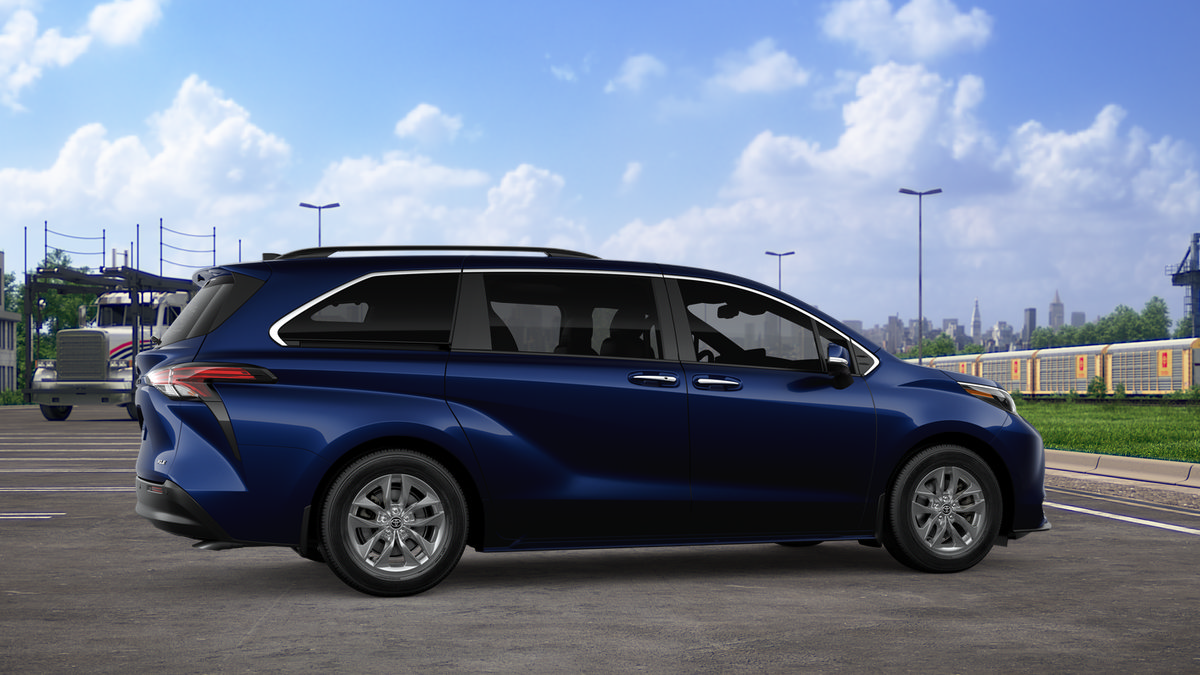 New 2026 Toyota Sienna XLE AWD/4WD image 13