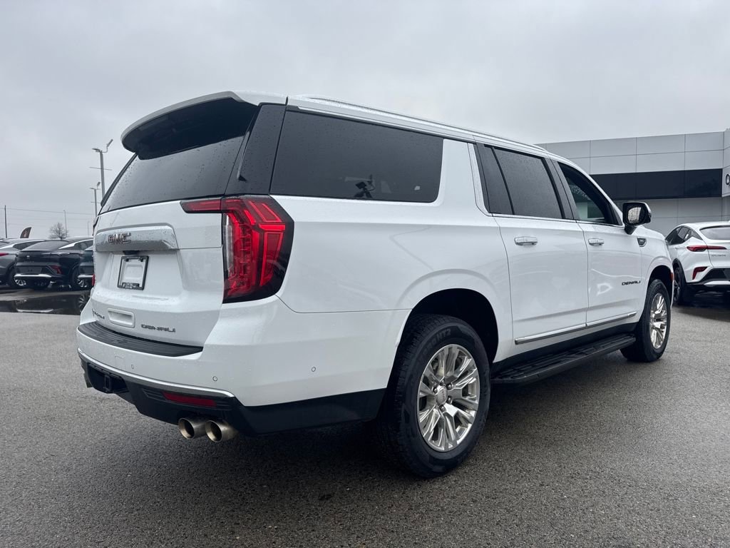 Used 2024 GMC Yukon XL Denali w/ Advanced Technology Package image 6