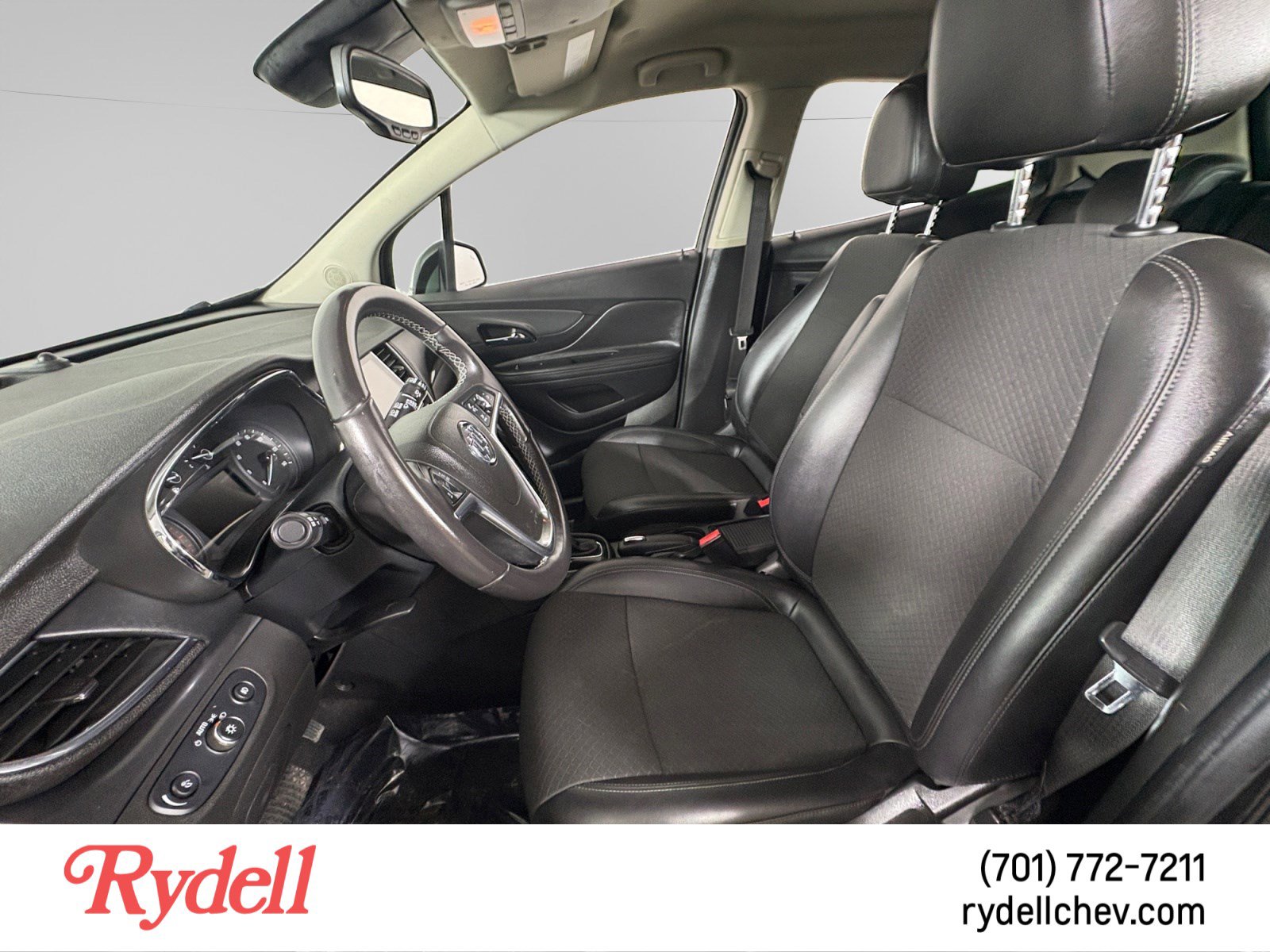 Used 2018 Buick Encore Preferred image 10