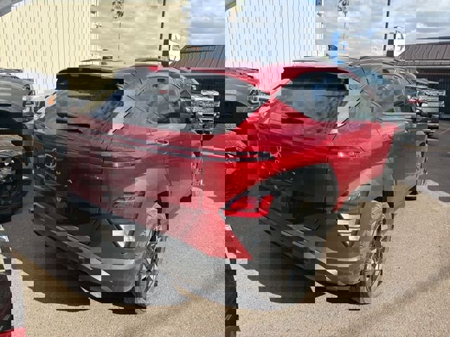 Used 2025 Hyundai Kona SEL image 3