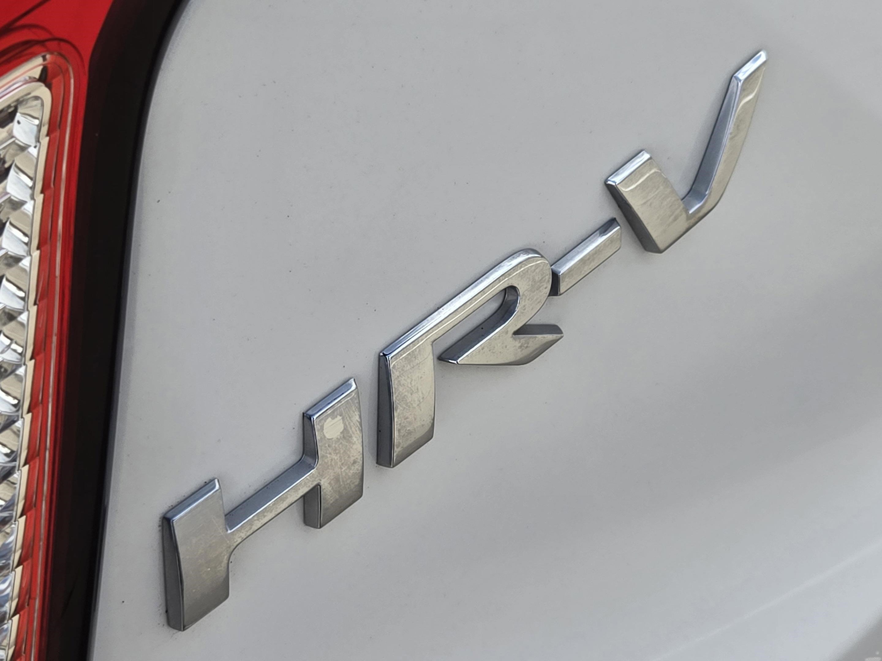 Used 2021 Honda HR-V LX image 25