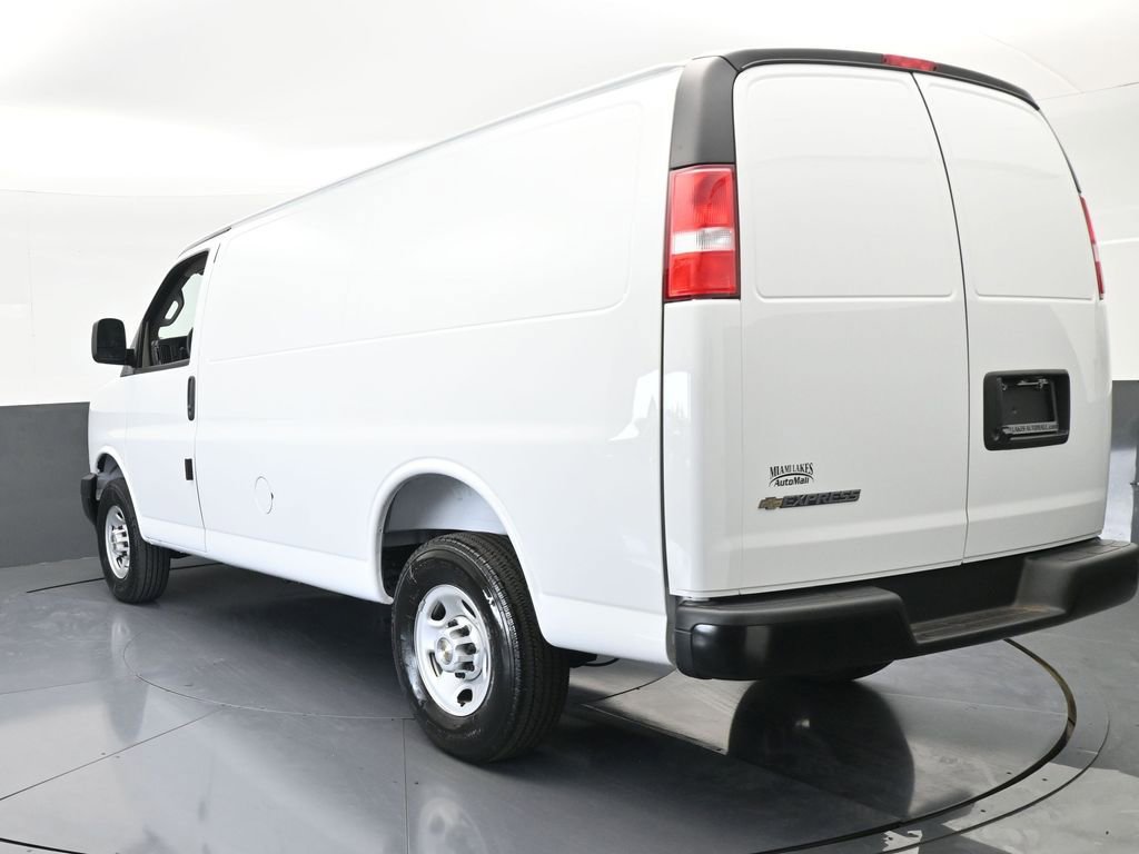 New 2025 Chevrolet Express 2500 w/ Driver Convenience Package image 4