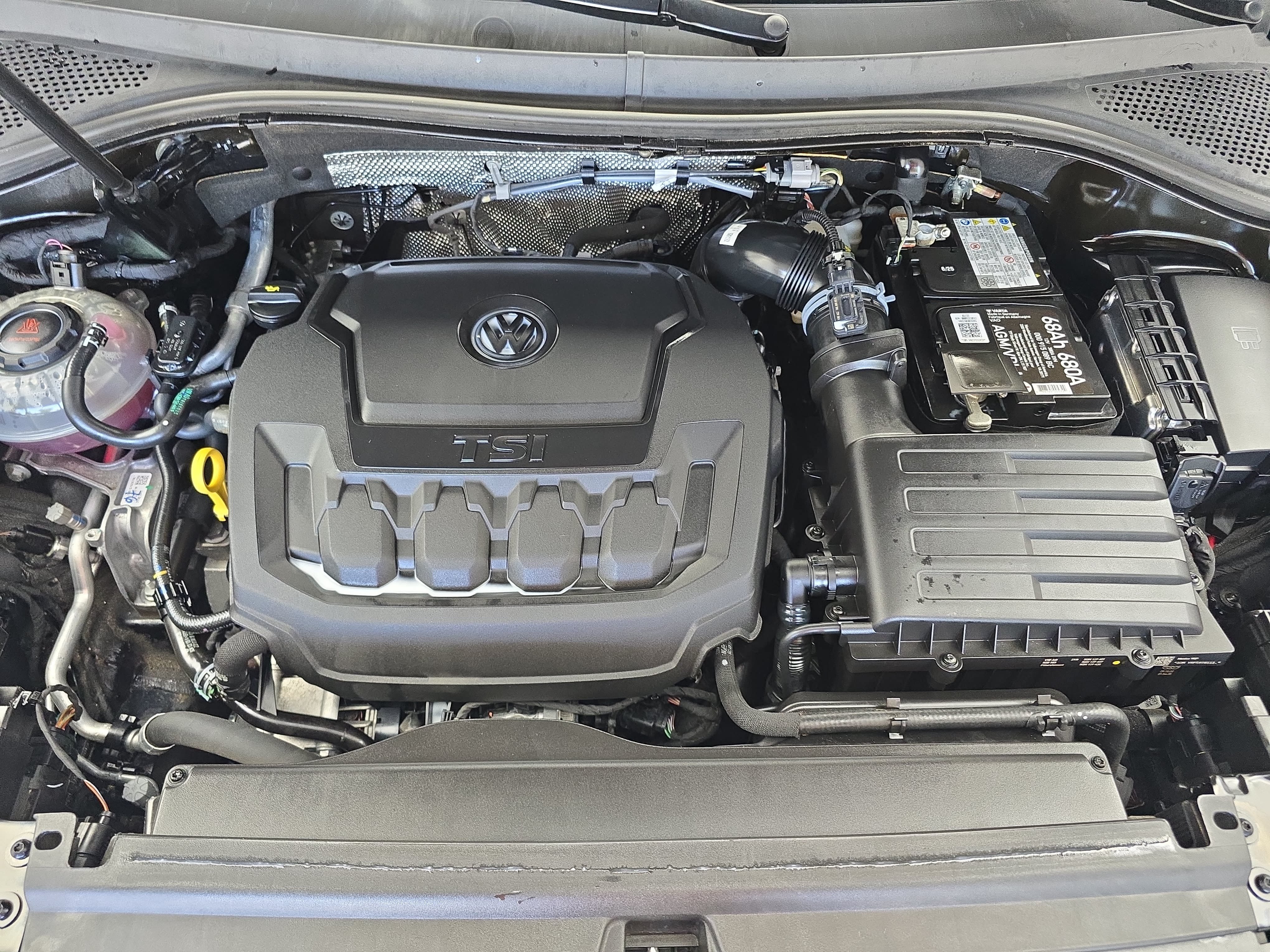 Certified 2023 Volkswagen Tiguan SEL R-Line AWD/4WD image 31