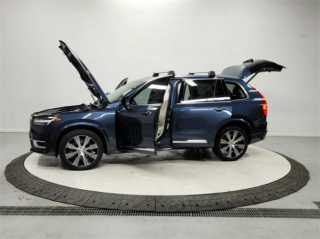 Used 2021 Volvo XC90 T6 Inscription w/ Advanced Package image 12