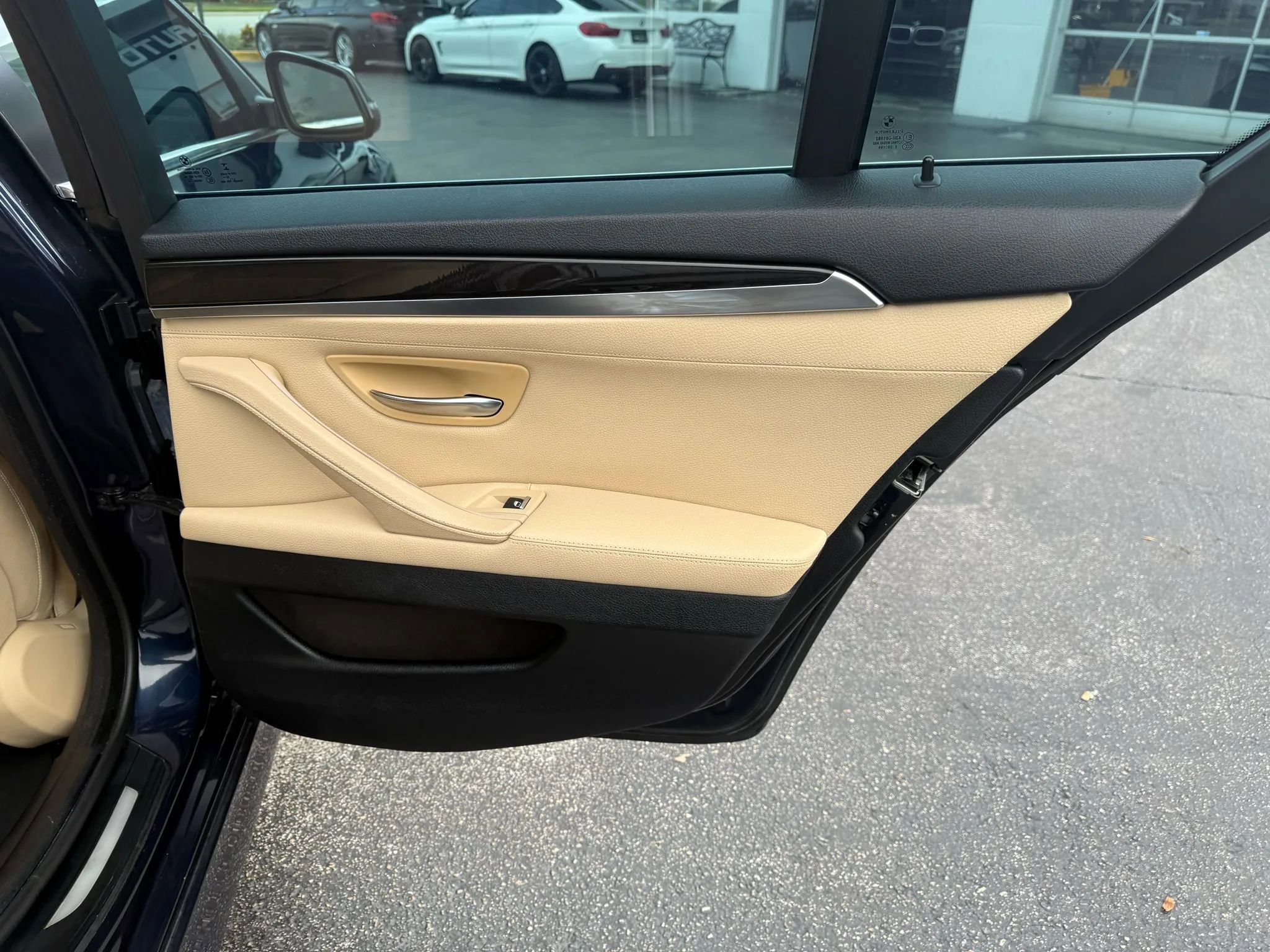 Used 2016 BMW 528i Sedan image 17