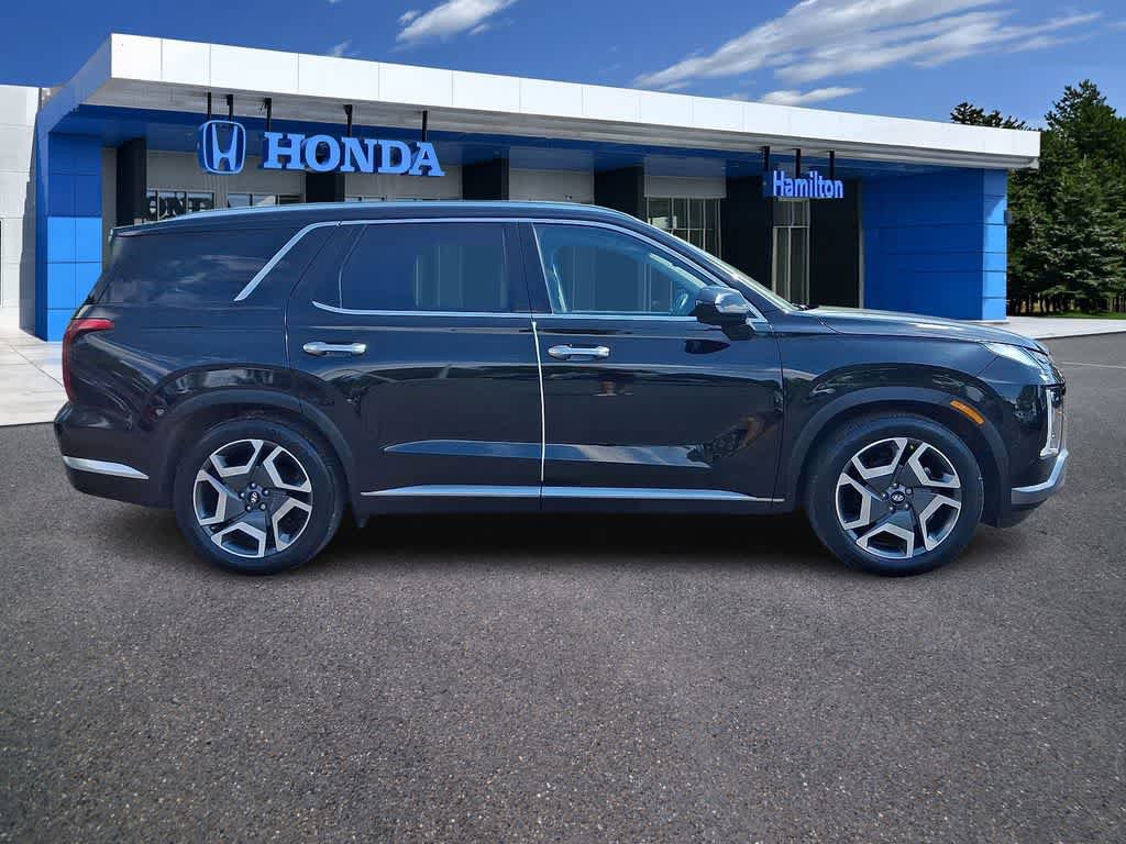 Used 2024 Hyundai Palisade Limited AWD/4WD image 25