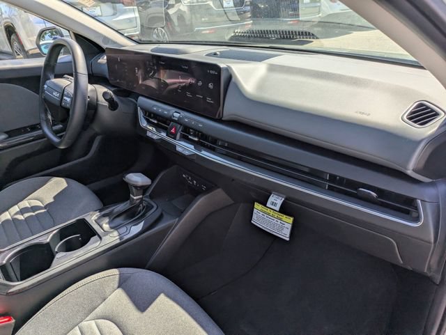 Used 2025 Kia K4 EX FWD image 34