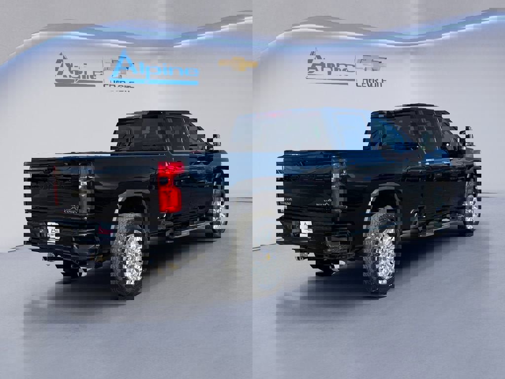 Used 2023 Chevrolet Silverado 2500 High Country w/ Z71 Off-Road Package image 5