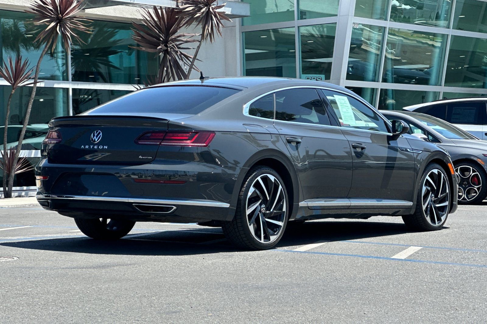 Used 2021 Volkswagen Arteon SEL Premium AWD/4WD image 4