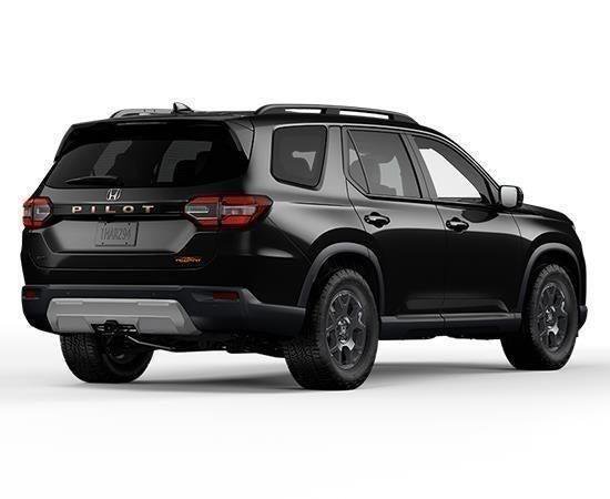 New 2026 Honda Pilot TrailSport image 4