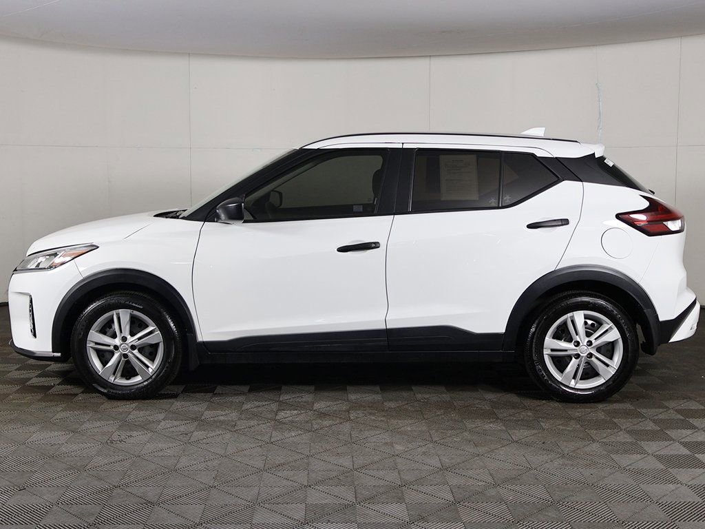 Used 2023 Nissan Kicks S image 14