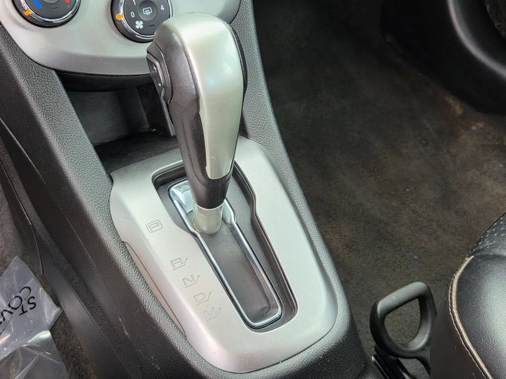 Used 2018 Chevrolet Sonic Premier FWD image 50