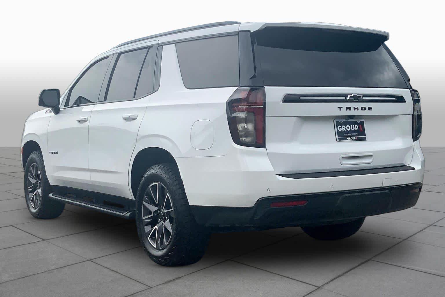 Used 2023 Chevrolet Tahoe Z71 w/ Luxury Package AWD/4WD image 12