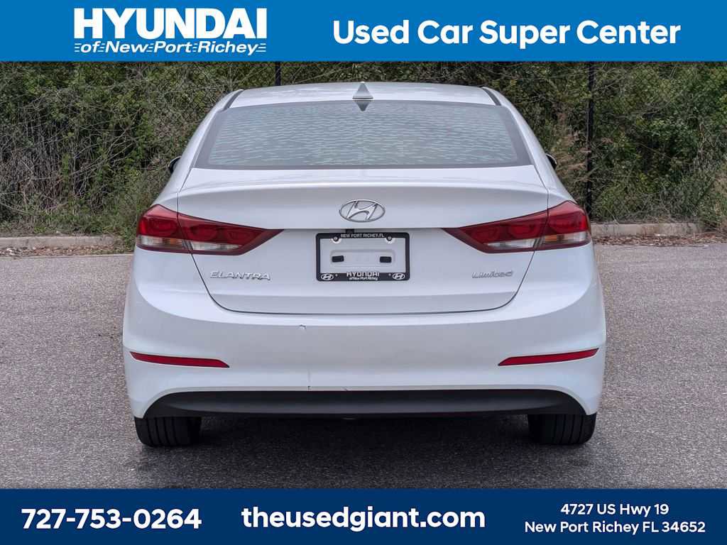 Used 2017 Hyundai Elantra Limited FWD image 4