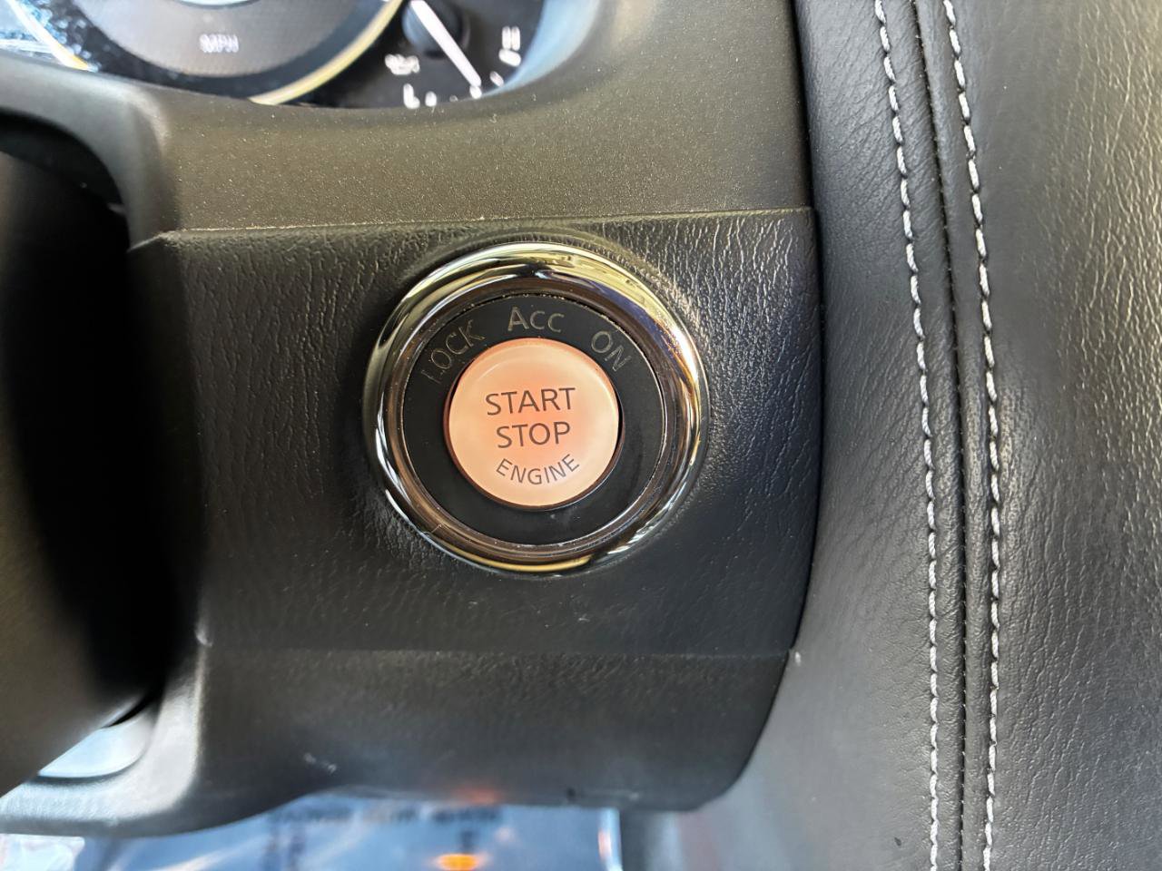 Used 2018 Nissan Armada SL w/ Premium Package image 32