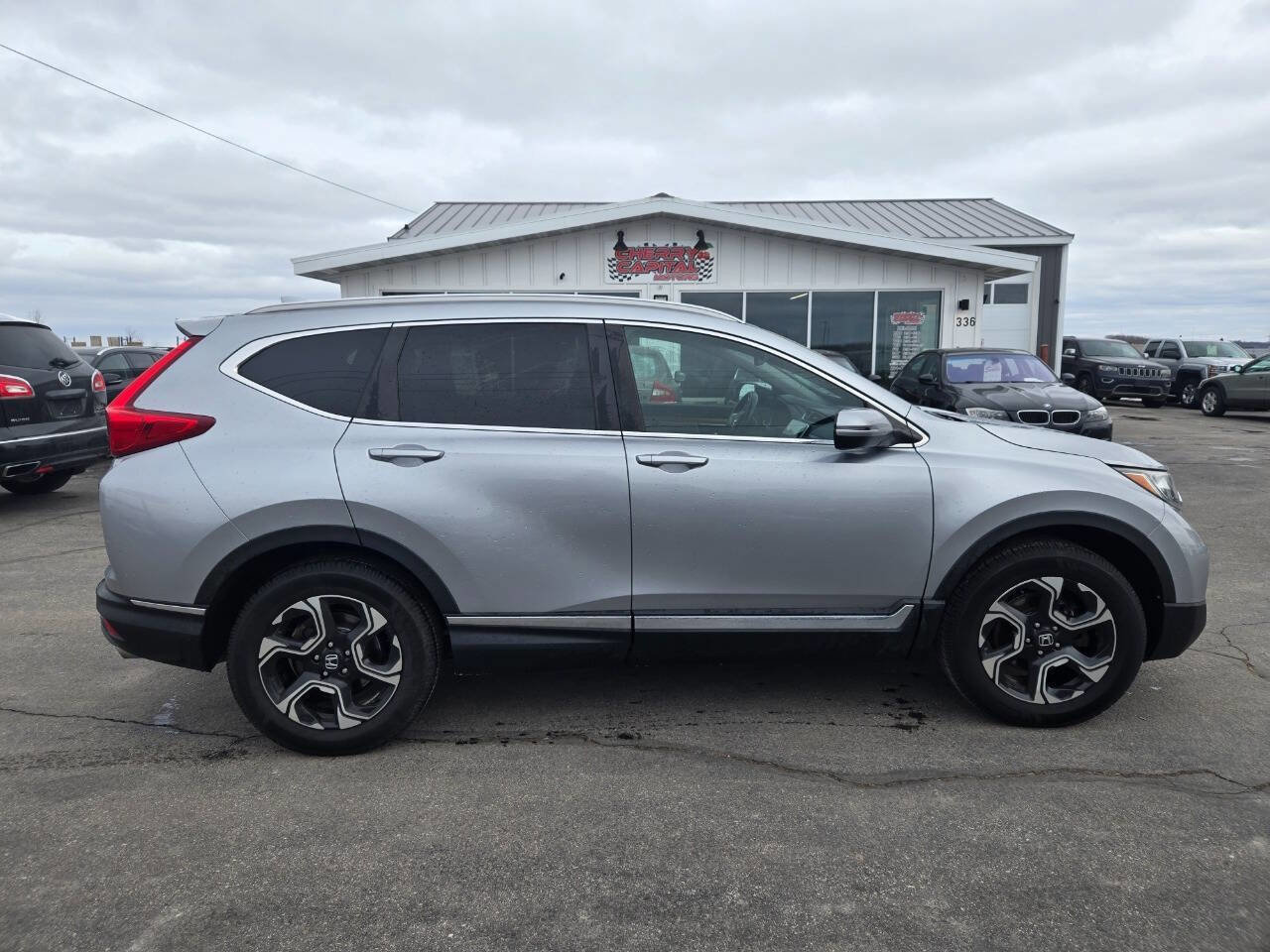 Used 2017 Honda CR-V Touring image 8